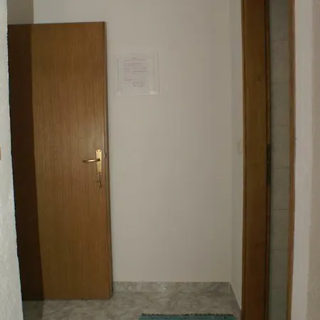 Apartment 2812c *