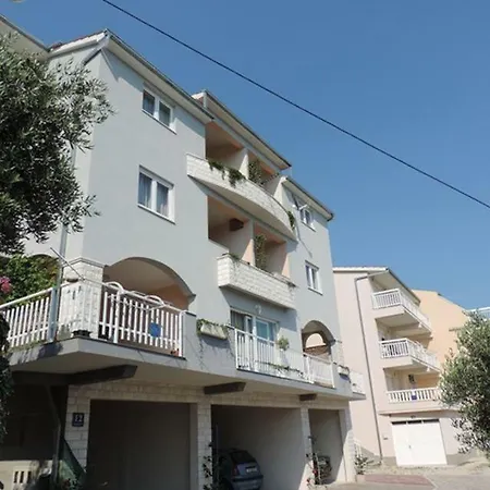 2812c Apartment