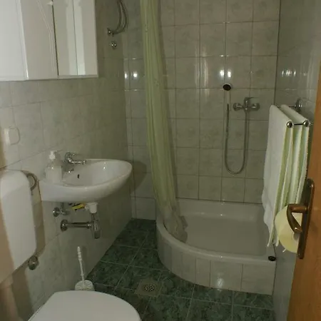 2812c Apartment